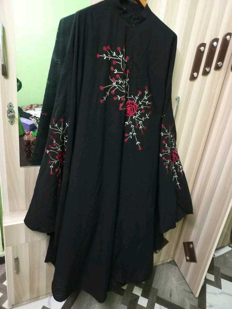 Elegant Embroidered abaya