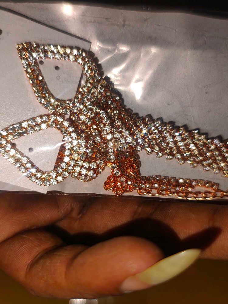 Neckless