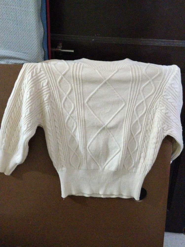 Elegant Cream Knit Sweater