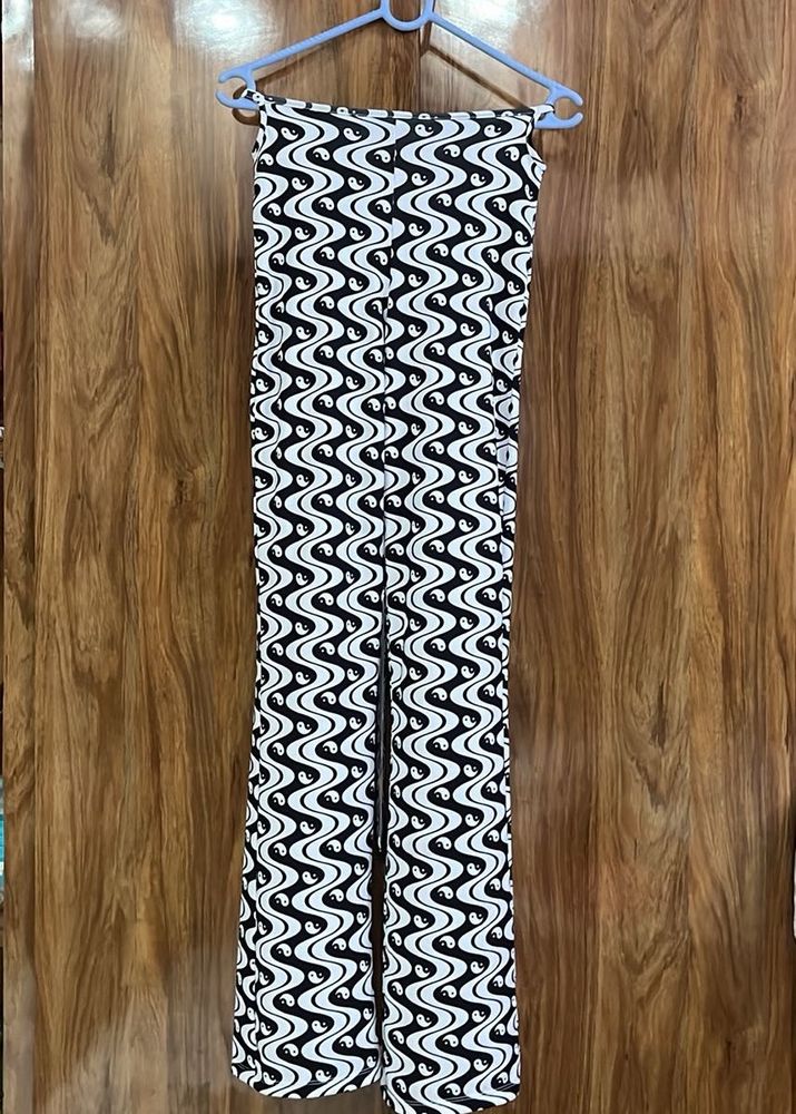 Wide Leg Skinny Pants