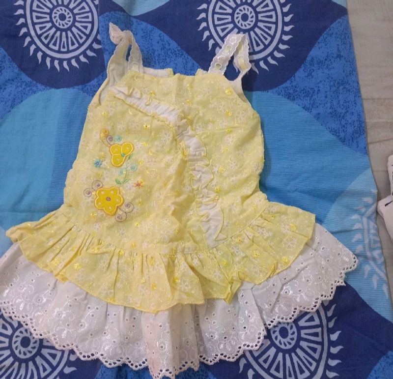 Chikon Sleeveless Frock