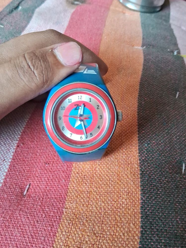Avengers Original Titan Zoop Watch Captain America