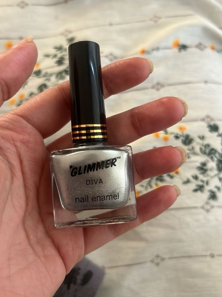Glimmer Diva Nail Enamel