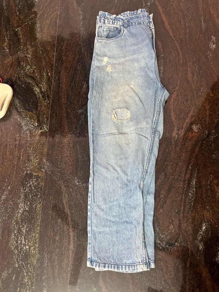 Baggy Ripped Jean