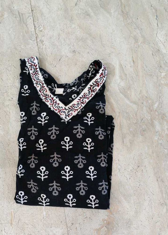 Elegant Black Printed Kurta