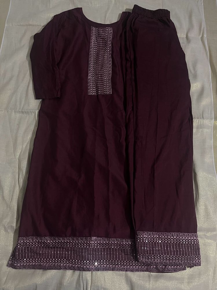 A beautiful Kurta set