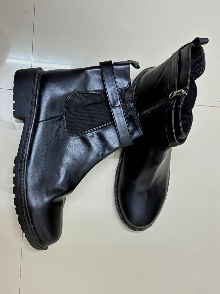 Chelsea Boots