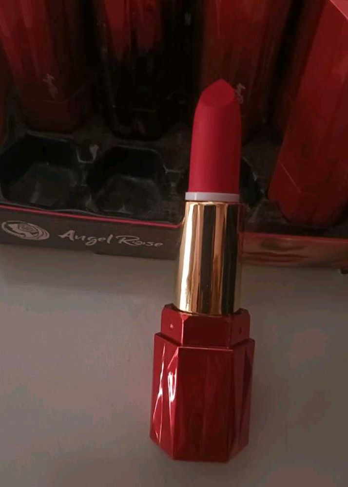 Beauty People Lip Crayon