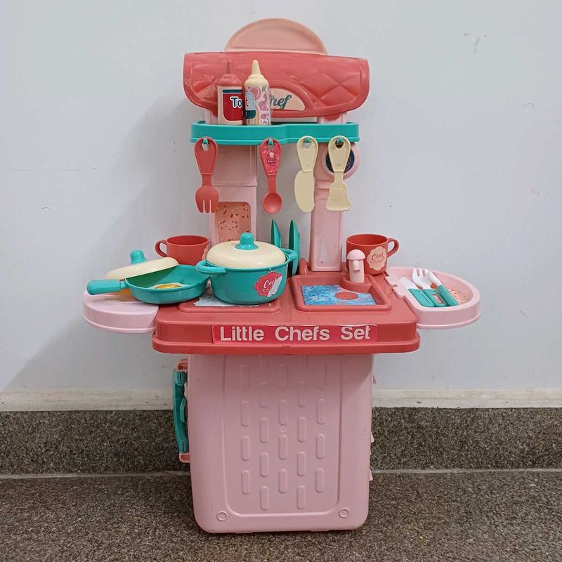 Chef Kitchen Toy Suitcase Model
