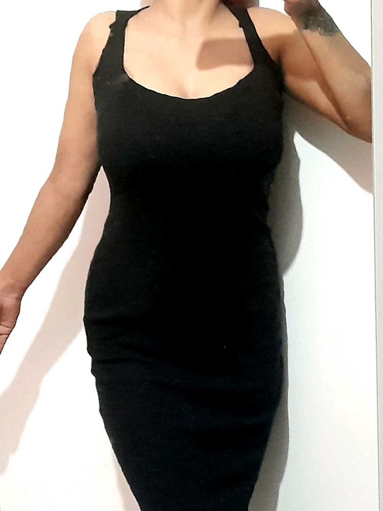 Bodycon Black Dress 🖤