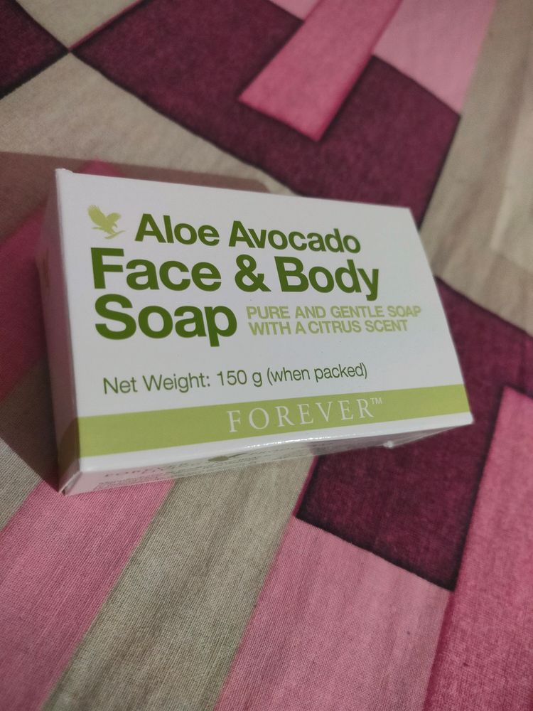 Aloe Avocado Face And Body Soap (Net Weight:150g) Forever Living Products 😊A Unique Blend Of Botanical And Creamy Avocado Gently Cleanses