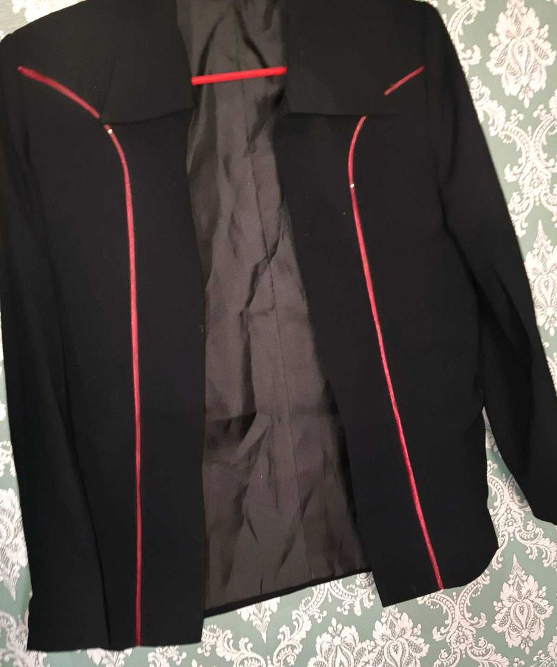 Coat Waistcoat And Pant