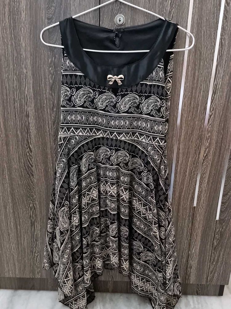 A Black Top With Up Down
