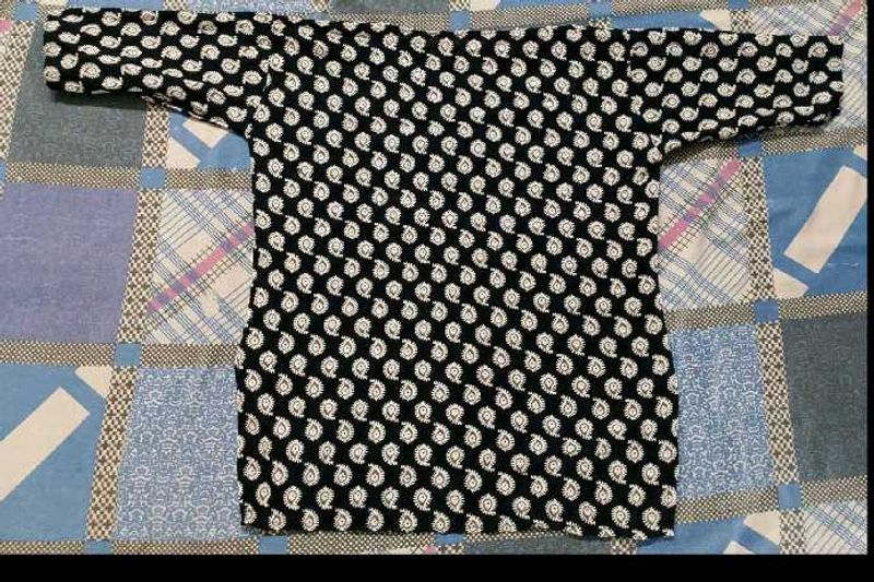 Paisley Print Long Sleeve Short Kurti Combo
