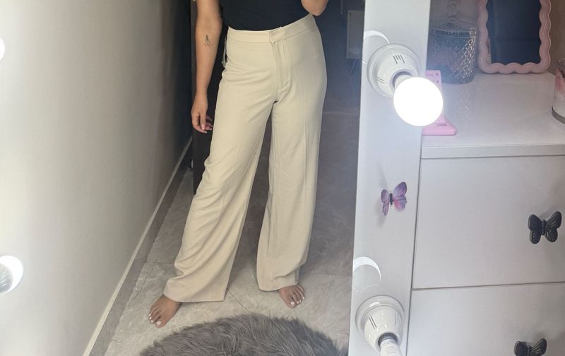 Beige Wide Leg Trousers new with tags