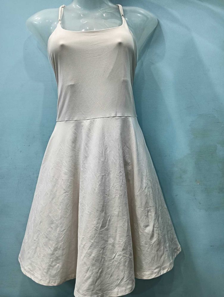 White Sleeveless 💙Sundress 38,40