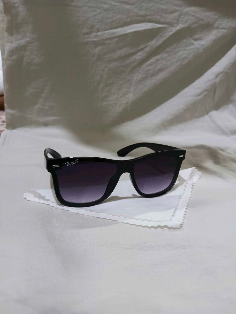 Ray-Ban Black Sunglasses Women