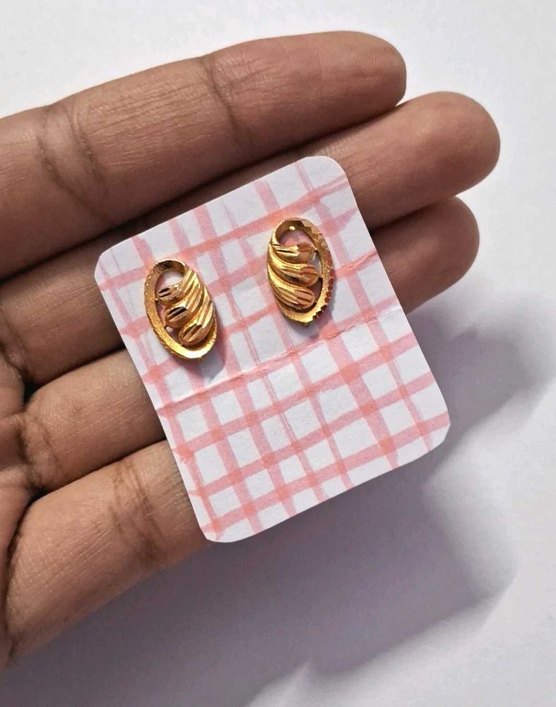 Gold Tone Oval Earrings