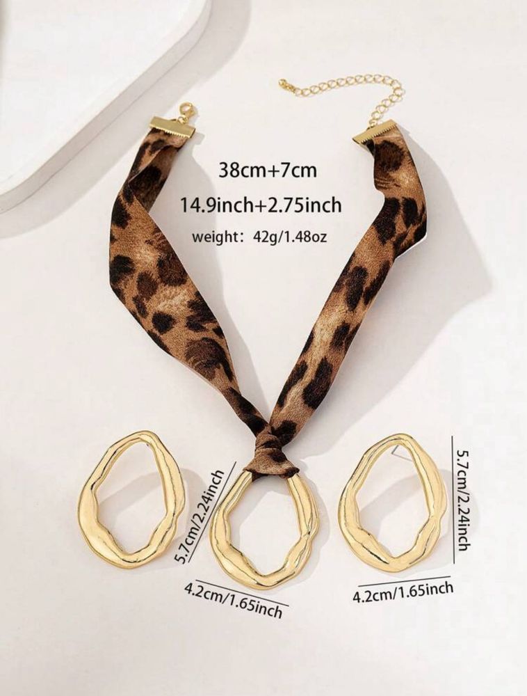 Leopard Ribbon Necklace &amp; Gold Earrings