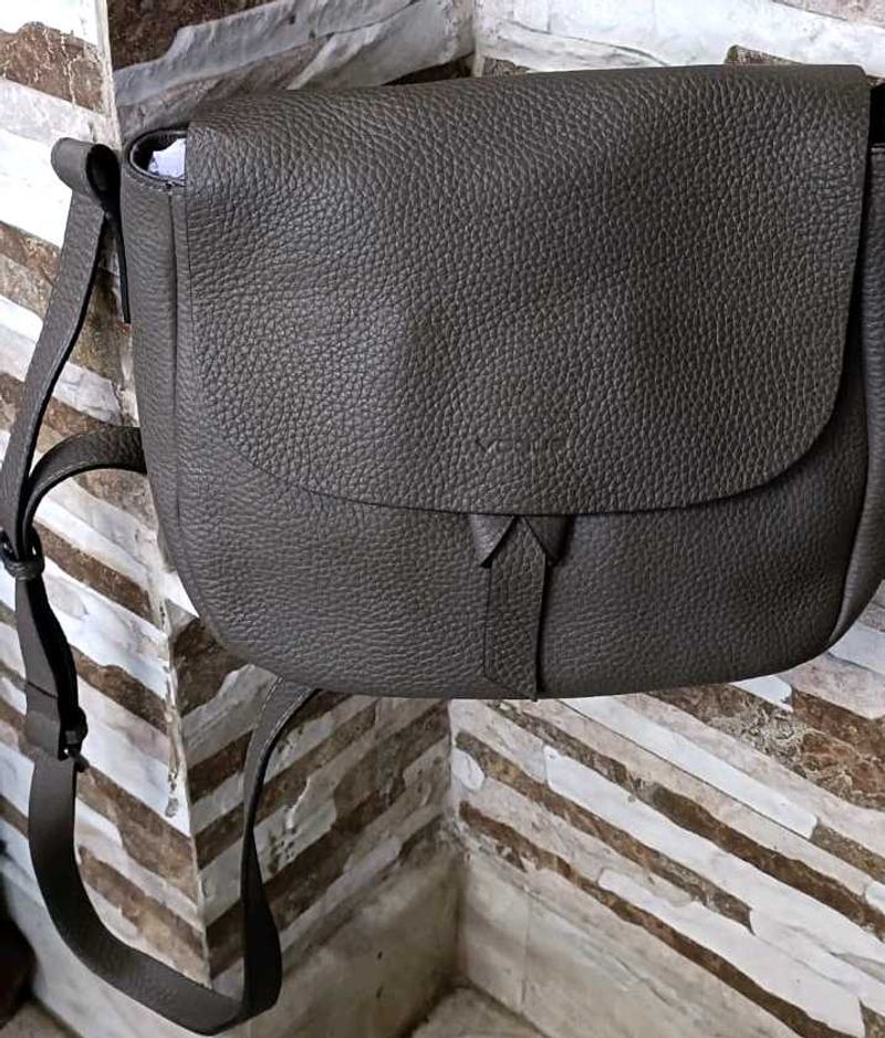 🔥 GRAB IT NOR MISSED 💯% LEATHER