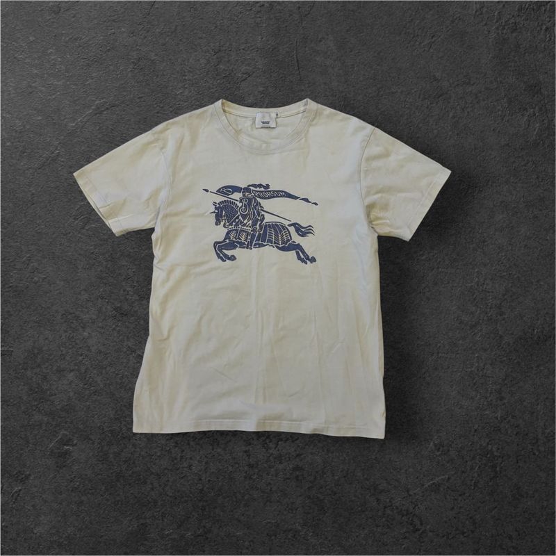 Burberry Tshirt