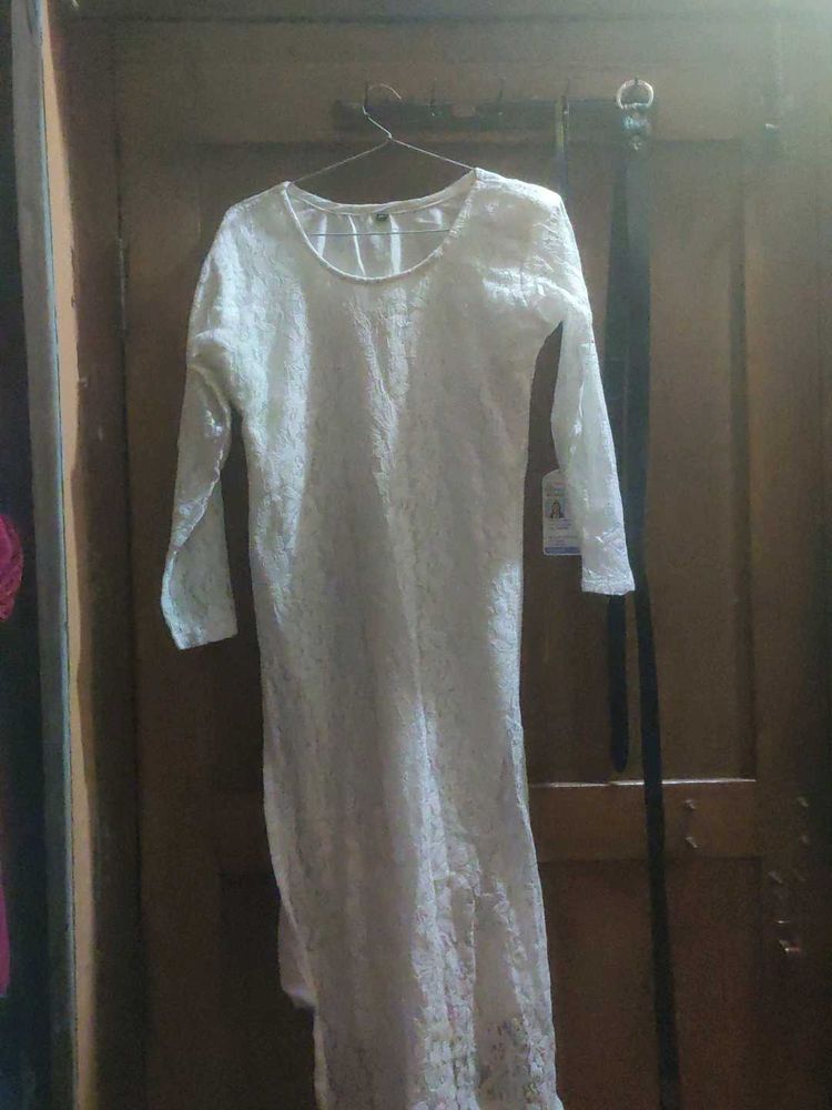 Elegant White Lace Dress