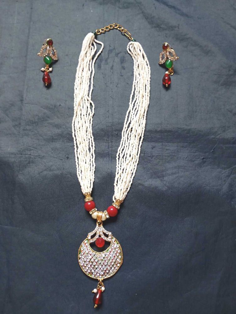 Pearl Necklace