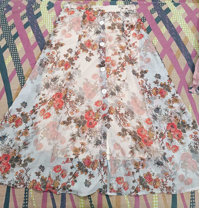 Beautiful Floral Print Midi Skirt