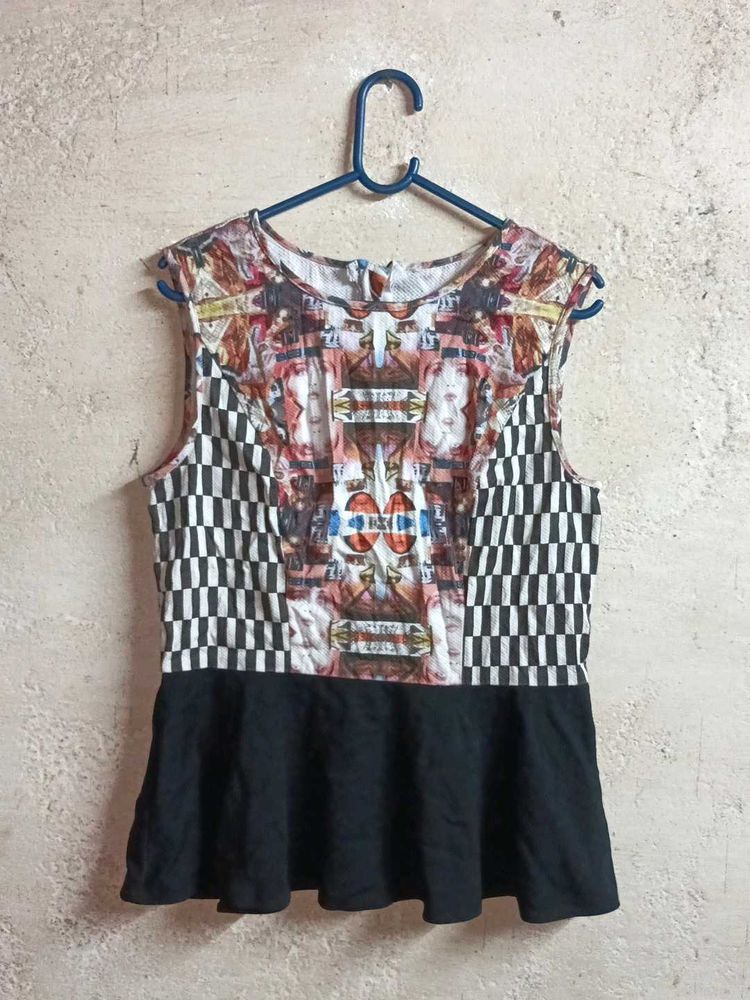 Trendy Ladies Fashion Top Sleeveless Multicolour