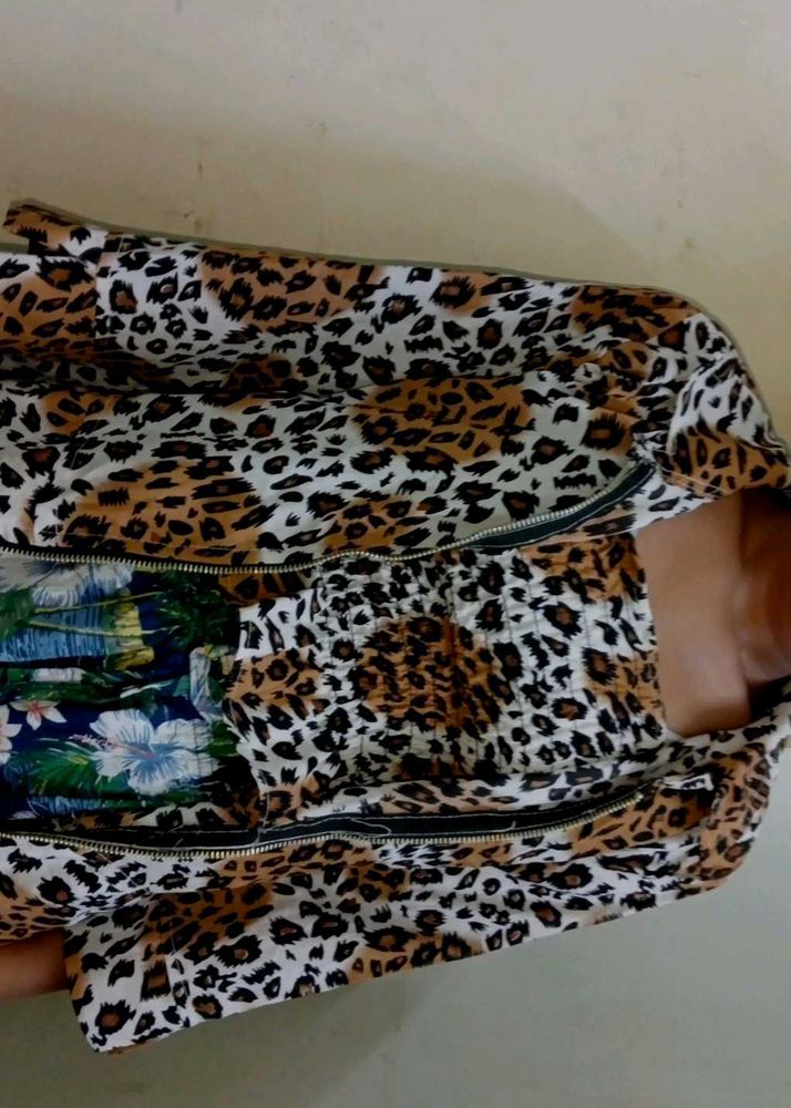 a Jacket Nd Crop Top