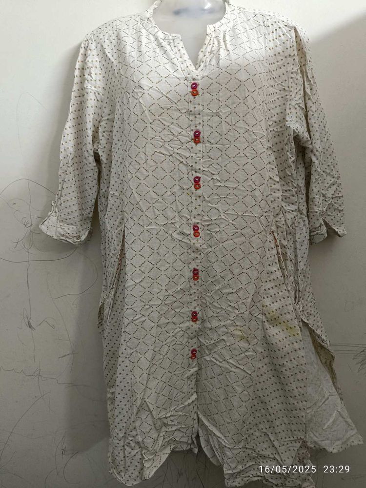 Off White Short Kurta( Avaasa )xxl