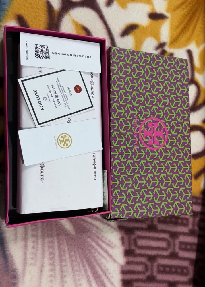 🇺🇸 Tory Burch Imported Leather Wallet