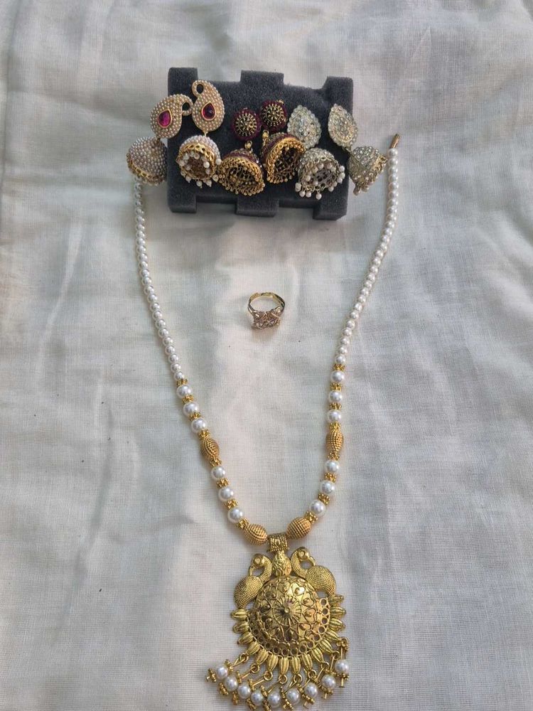 Combo: Gold Chain With One Ring And 3 Earings