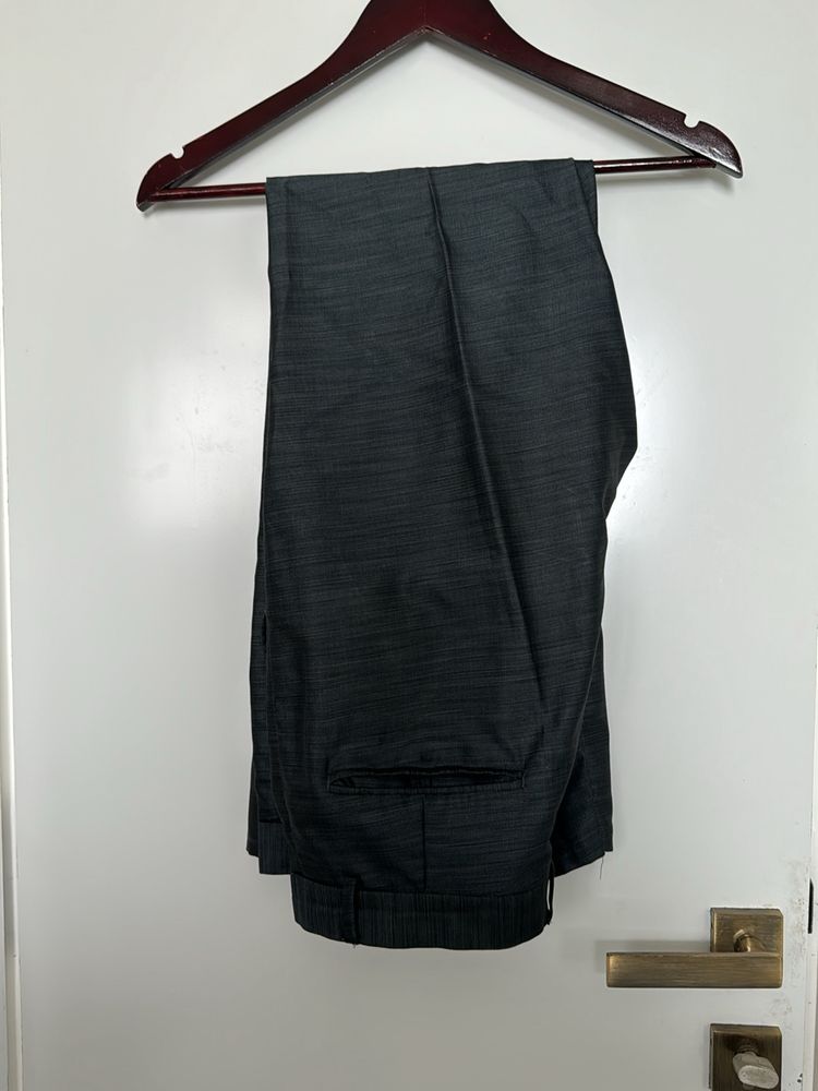 Charcoal Trousers For Men (Waist 36)