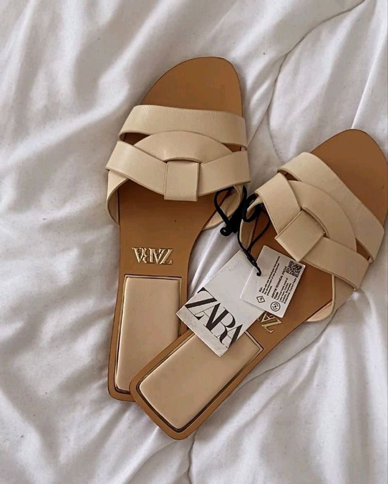 ZARA Flats (Only In Cash)
