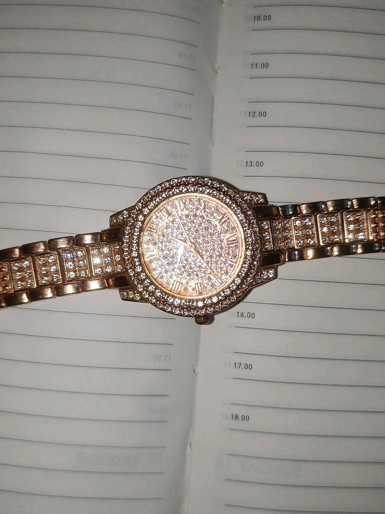 Elegant Rhinestone Wristwatch