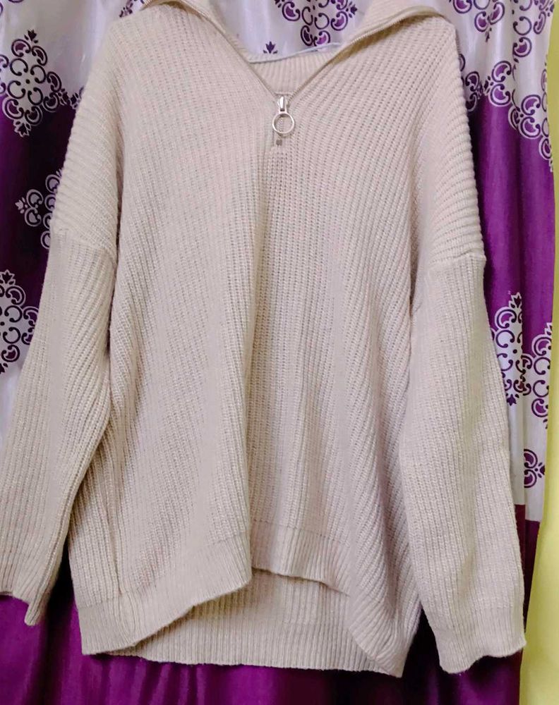 Beige Knit Pullover 🤍