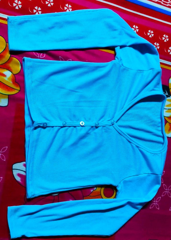 body hugging crop top
