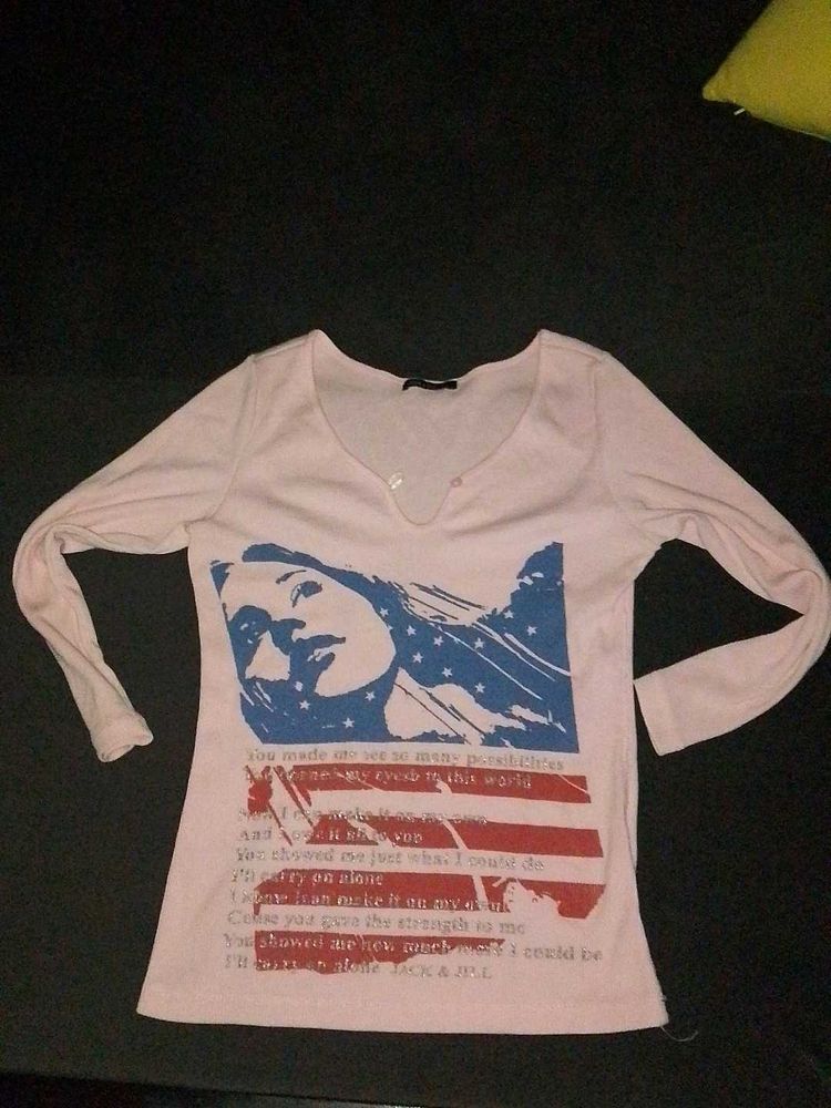 Y2k Graphic 2000s Fitted Top w Metalic Embellishme