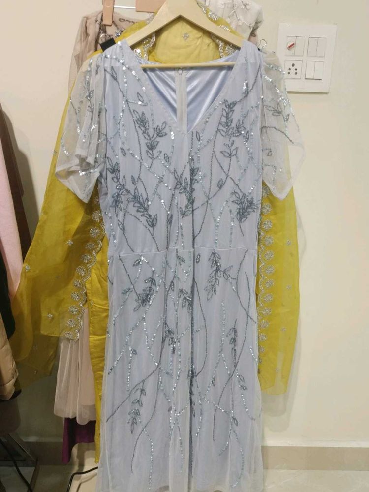 beautiful embroidered net dress xl size
