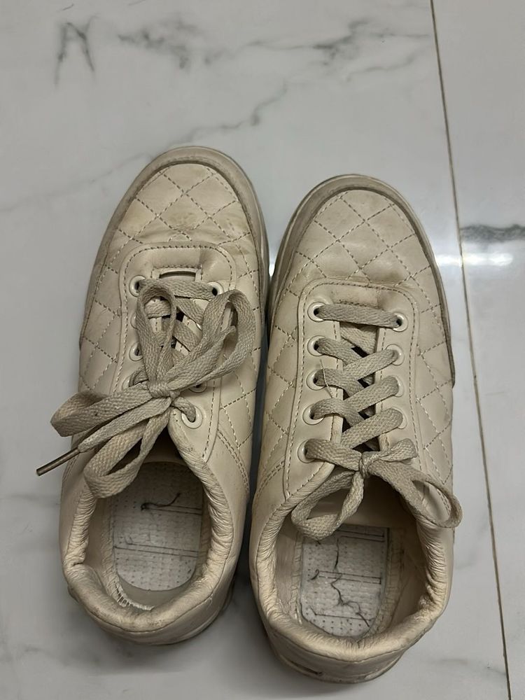 Comfortable Cream Sneakers