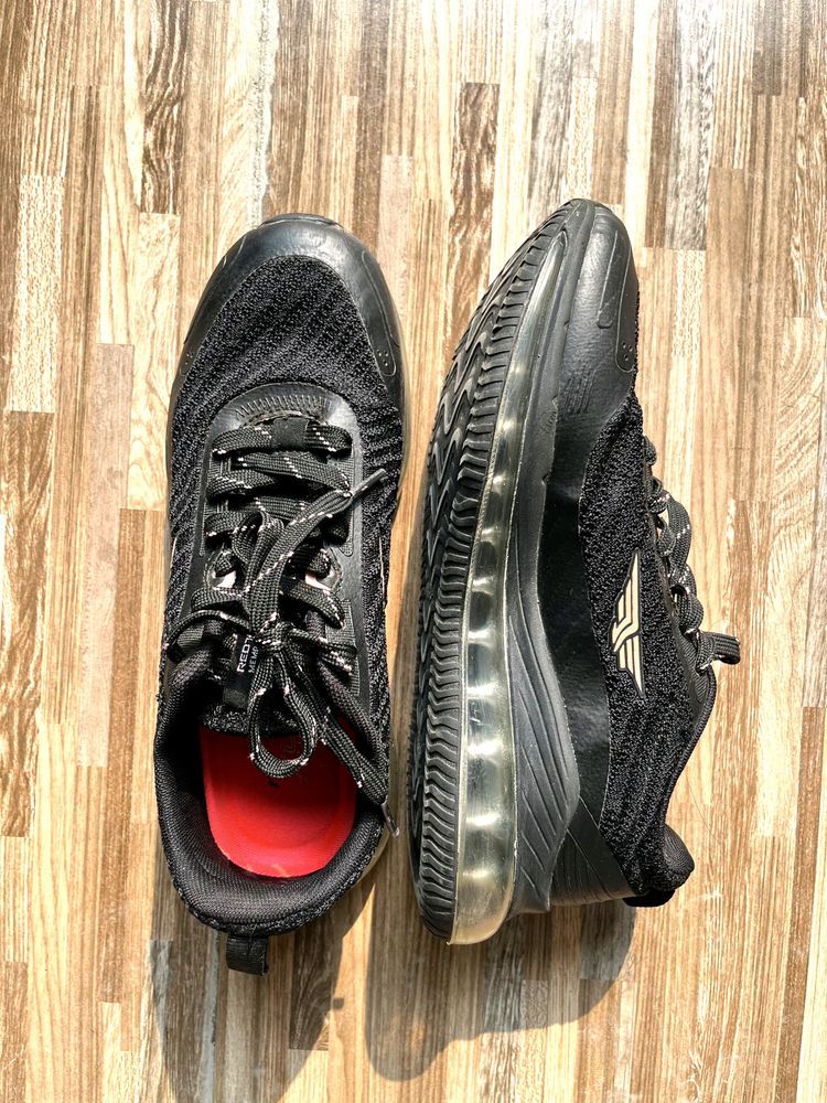 Red Tap Black Shoes