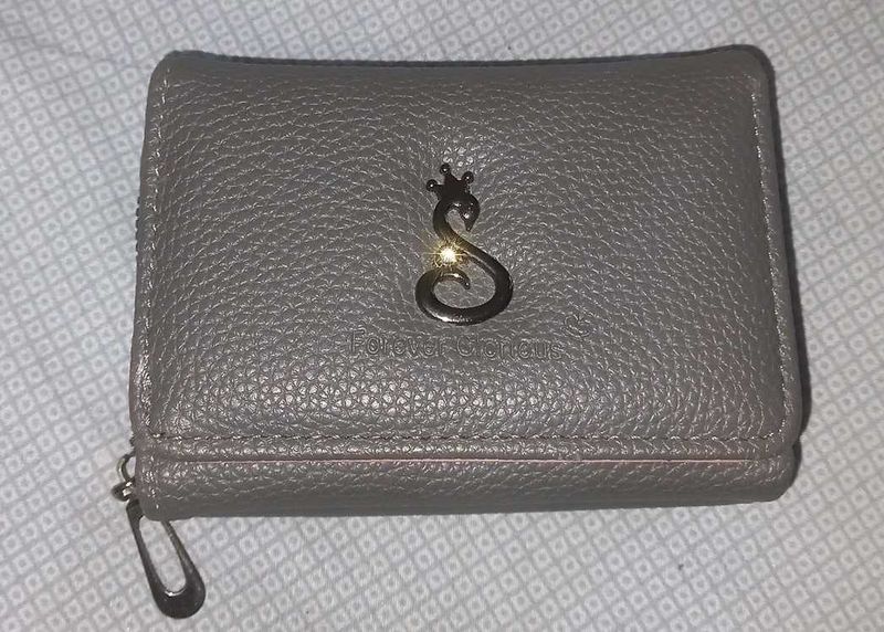 ✨️Elegant Grey Wallet