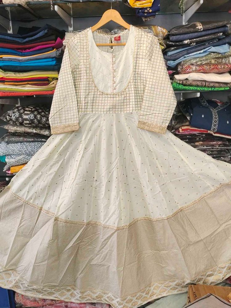 Elegant White Embroidered Anarkali Kurta Set