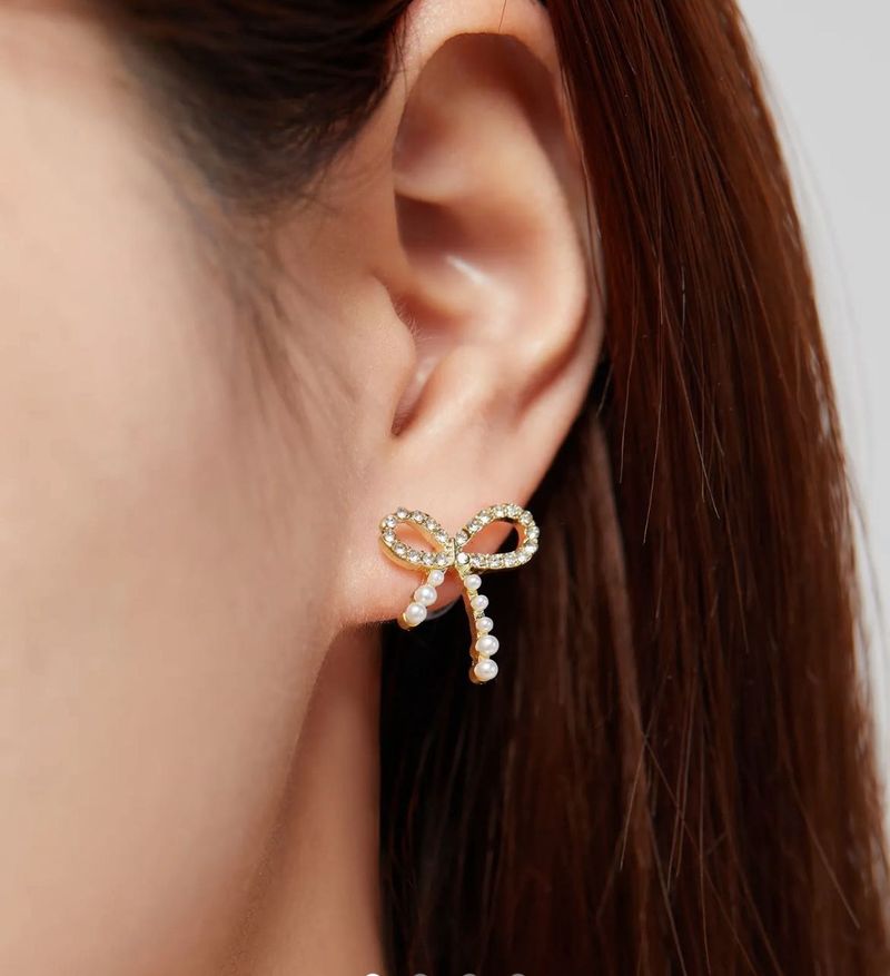 Bow Pearl Earrings