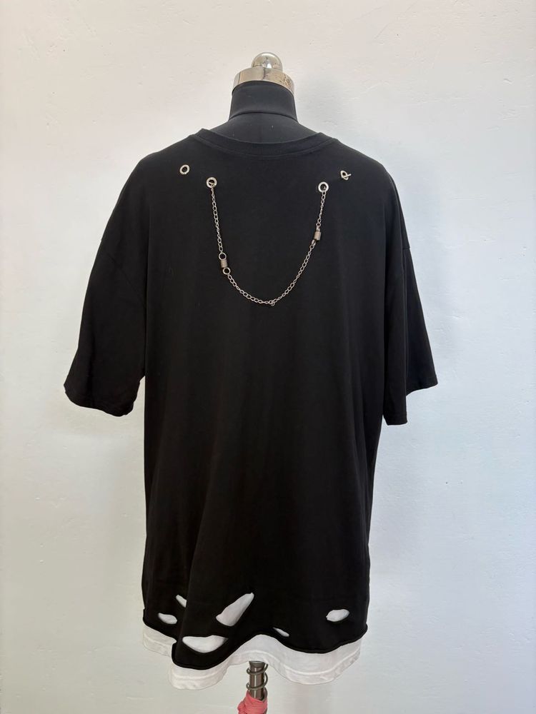 Unisex Black T-shirt