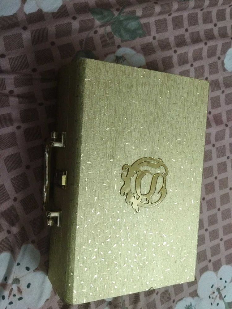 Ornate Gold Keepsake Box