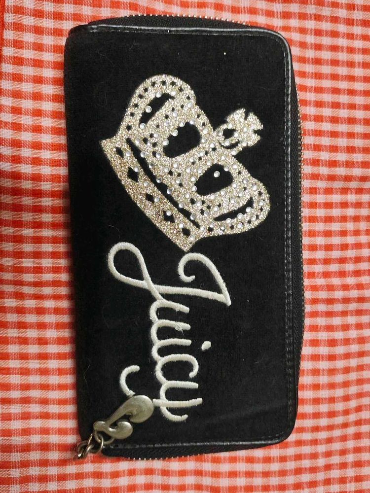 Imported| Beautiful Juicy Couture Clutch