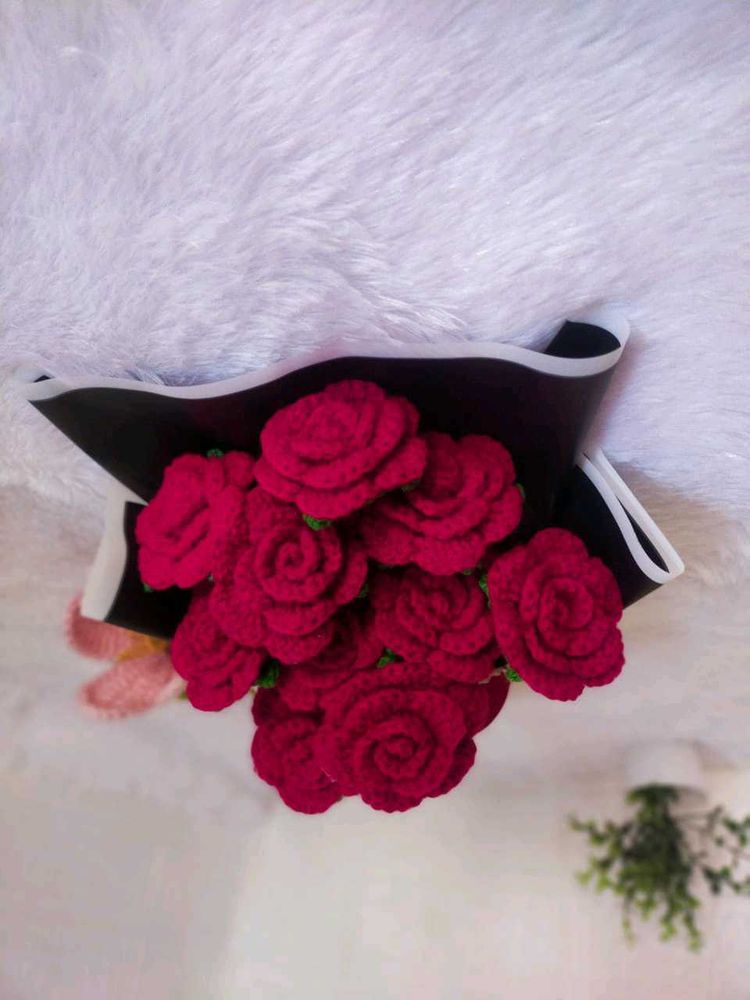 Handmade Crochet Red Rose Bouquet
