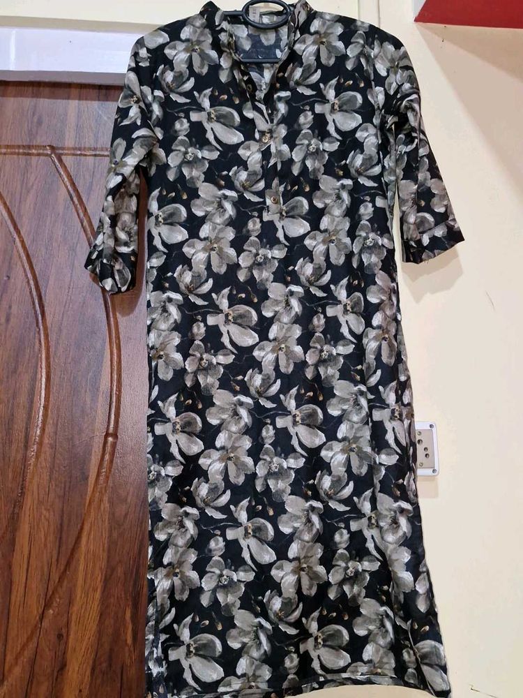 Floral Print Kurta ,size M